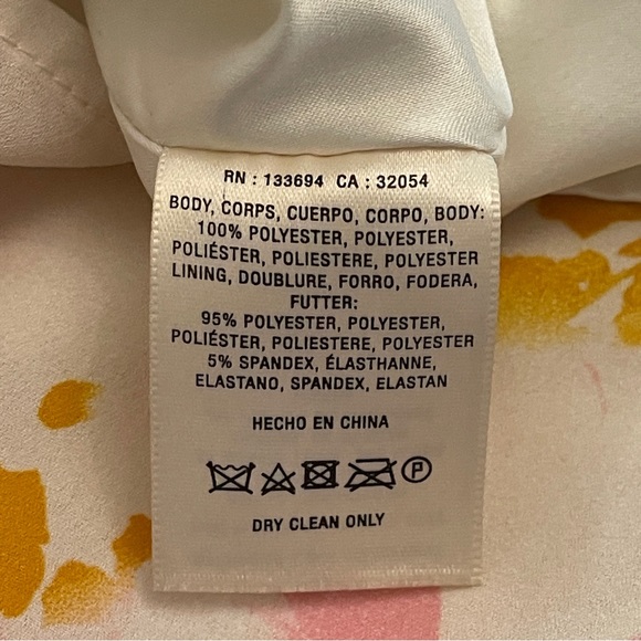 Paper Crown Anthropologie Muri Cream Multicolor Floral Romper Size M - Picture 14 of 15